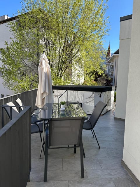 Villa Hajdi Q & U House in Merano