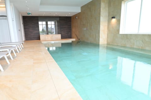 Swimming pool, Public Bath