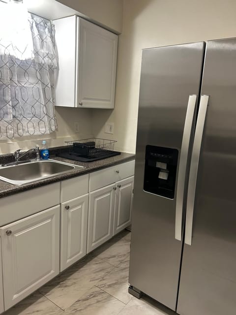 Cozy Apartment 6 miles from Downtown, Cincinnati Apartment in Cincinnati