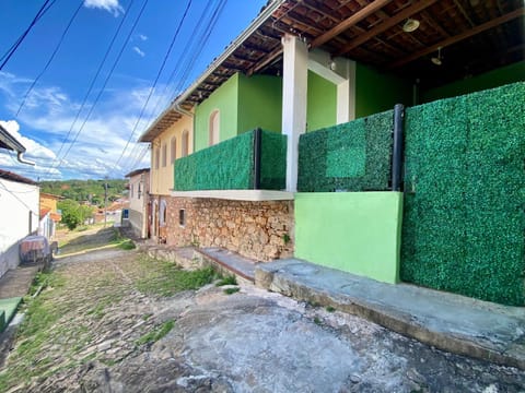 Property building, Facade/entrance, Day, Natural landscape, Guests, Street view