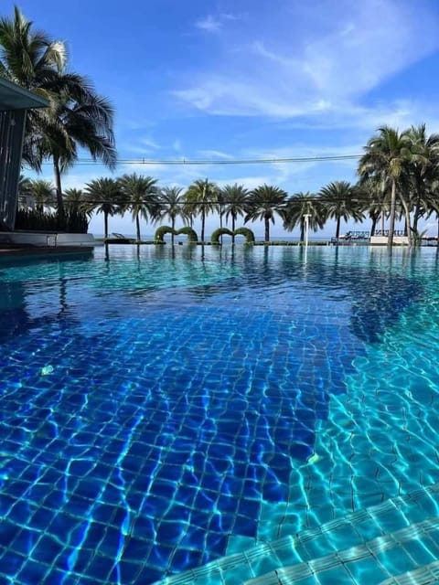 Property building, Nearby landmark, Day, Natural landscape, Balcony/Terrace, Pool view, Sea view, Swimming pool, Swimming pool