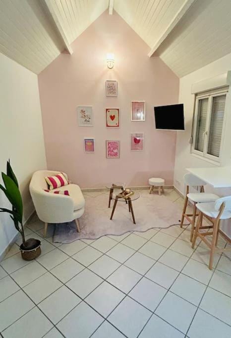 La Toulousaine House in Laon