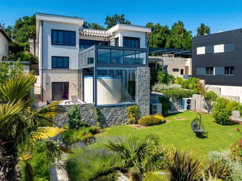 Property building, Garden, Garden view