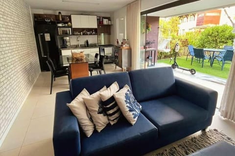 Patio, View (from property/room), Balcony/Terrace, Kitchen or kitchenette, Living room, Seating area, Dining area