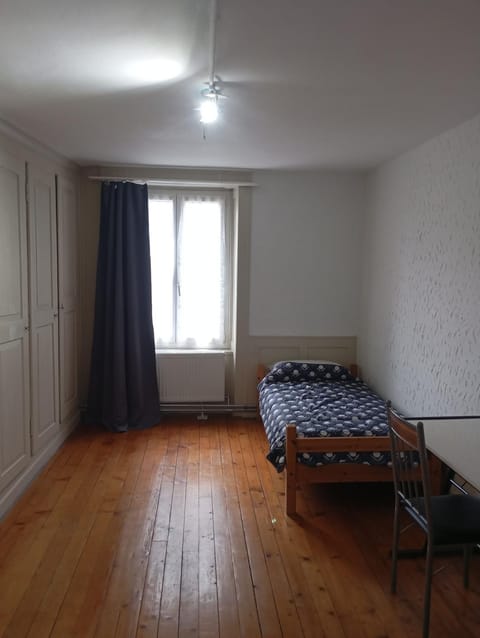 Chambre 1 Bienne Vacation rental in Canton of Bern (Region)