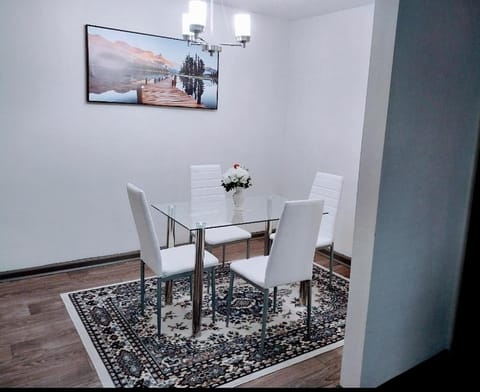 Entire cozy 2-bedroom Guest house in Atlanta Apartment in Roswell