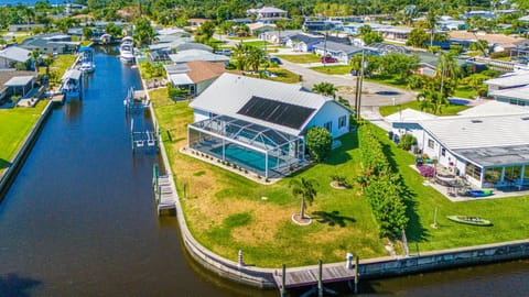 Natural landscape, Bird's eye view, Lake view, Location