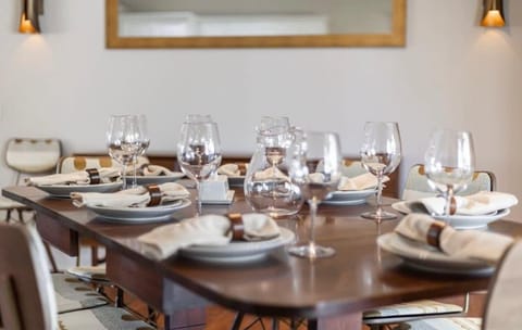 Tranquil Palms Heated Pool Spa Outdoor TV & More House in North Fort Myers