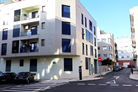 Property building, Facade/entrance, Off site