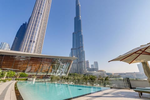 City view, Swimming pool