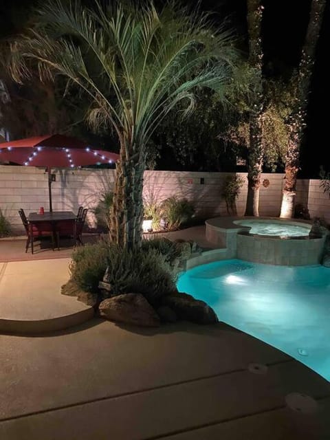 Night, Garden view, Swimming pool