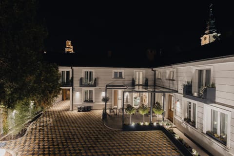 Property building, Night