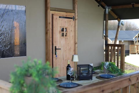 Day, Balcony/Terrace