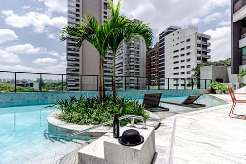 Property building, Day, City view, Area and facilities, Swimming pool, sunbed