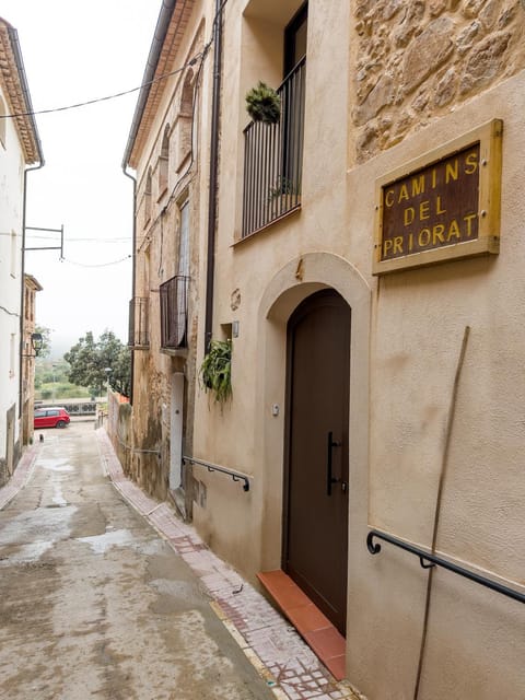 Property building, Street view