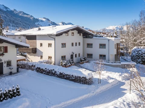 Property building, Winter
