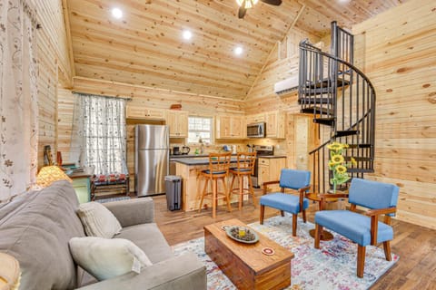 Hike and Fish Marlinton Cabin with Fire Pit and Views! Cabin in Shenandoah Valley