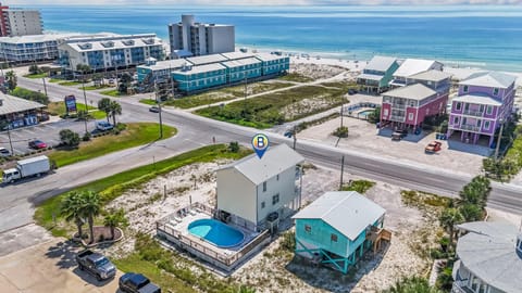 Summer Salt House in West Beach