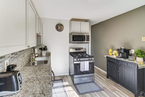 8 Mi to Dtwn Cleveland Family Home House in Cleveland Heights