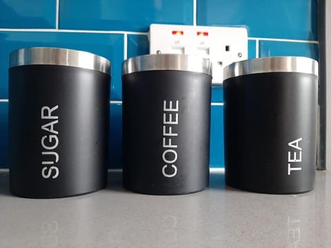 Large 2 beds flat- 3min walk from centre Apartment in Reading