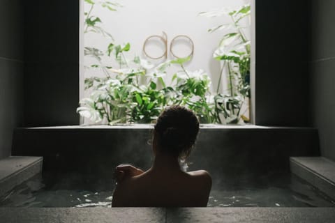 Open Air Bath, Bath