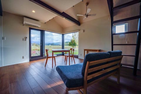 Living room, air conditioner