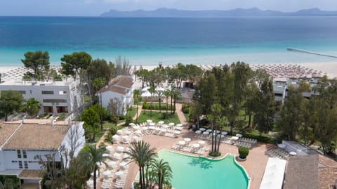 Bird's eye view, Swimming pool