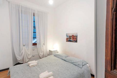 Historic Central Apartment Apartment in Genoa