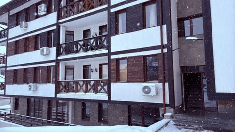 Property building, Day, Winter