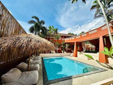 Pool view, Swimming pool