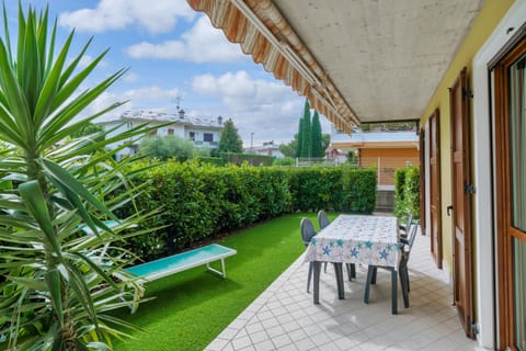 Garden, Garden