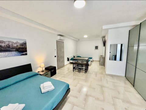 Bed, air conditioner