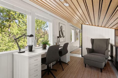 Stay North - Mustikka House in Uusimaa