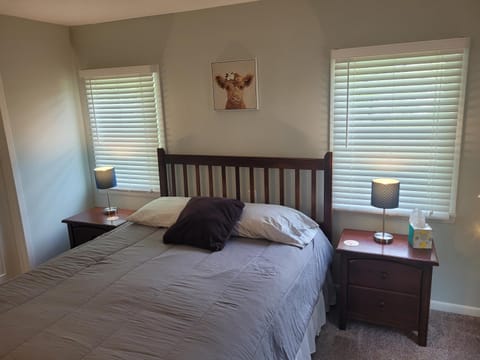 The Lily Pad on Benzie Blvd - Super Cute! House in Beulah