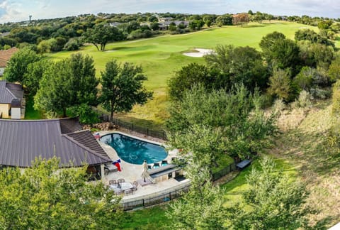 Golf Course House and Concierge Services House in Horseshoe Bay