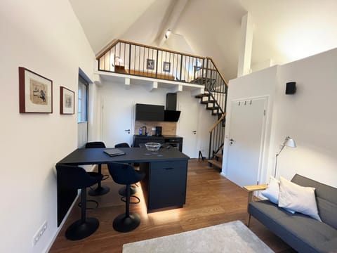 Living room, Food, kitchen