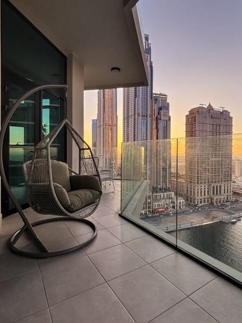 Balcony/Terrace, City view, River view, Sea view, Sunset
