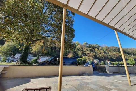 Waterside Zen - Maastricht House in Maastricht