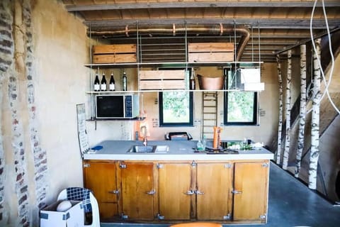 Waterside Zen - Maastricht House in Maastricht