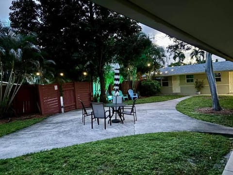 New comfortable and youthful sport Apartment in Fort Lauderdale