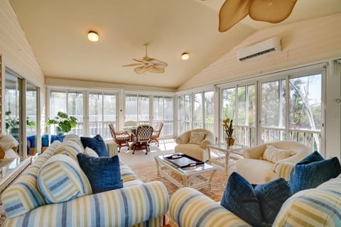 Laid-Back Luxury Home with Pool Near Bowmans Beach House in Sanibel Island