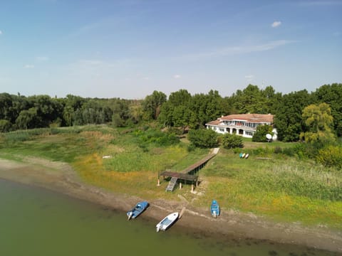 Natural landscape, Activities, Lake view