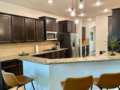 Beautiful house in The Woodlands - Creekside House in The Woodlands