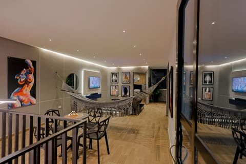 TV and multimedia, Living room, Seating area