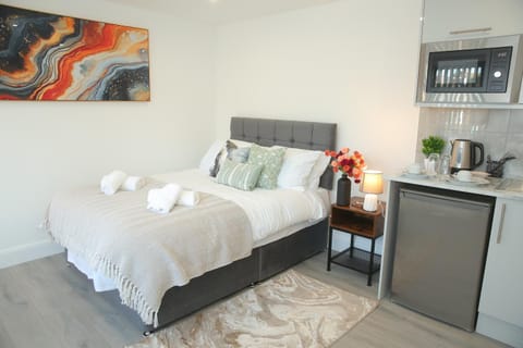 Bed, Bedroom