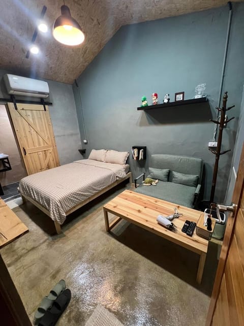 Bed, Bedroom, air conditioner