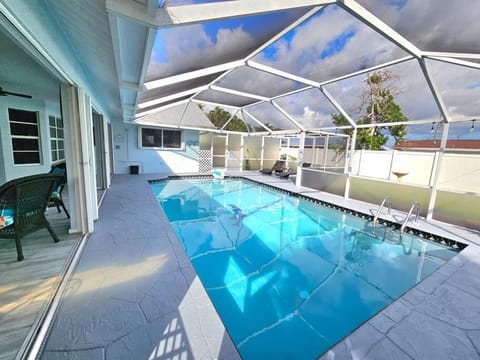 Patio, Pool view, Swimming pool, sunbed