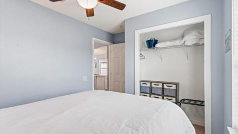 Bathroom, Bedroom, wardrobe