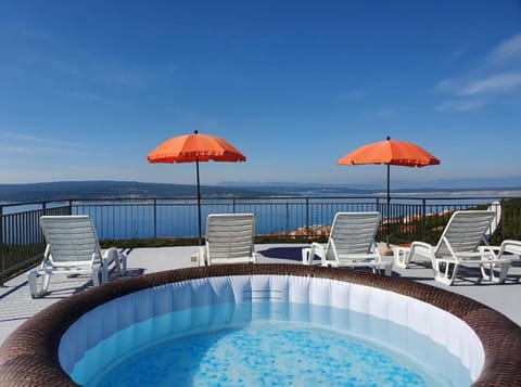 Patio, Hot Tub, Balcony/Terrace, Sea view, sunbed