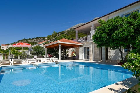 Property building, Mountain view, Pool view